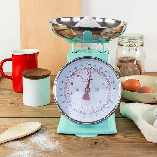Pistachio Green Kitchen Scales – Retro Mechanical Weighing Scales with Stainless Steel Bowl