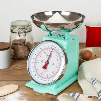 Pistachio Green Kitchen Scales – Retro Mechanical Weighing Scales with Stainless Steel Bowl